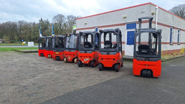 Diverse Linde Heftrucks recente bouwjaren en lage urenstand - Afbeelding 2