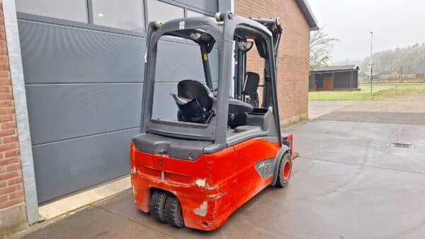 Linde E18L met 462 cm triplo, freelift, sideshift mast - Afbeelding 3