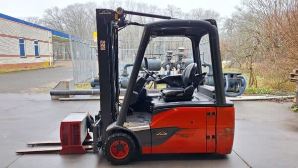 Linde E18L met 462 cm triplo, freelift, sideshift mast - Afbeelding 2