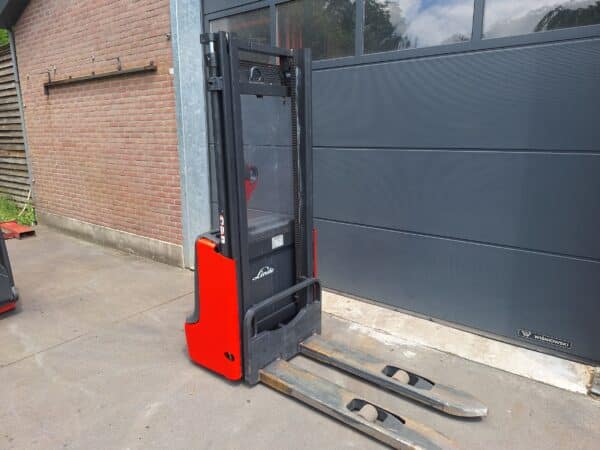Linde 303 cm BJ 2020 Stapelaar - Afbeelding 2