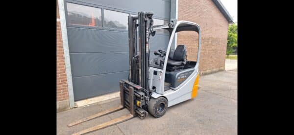 Nette Still RX 20-18 triplo vorkenspreider sideshift