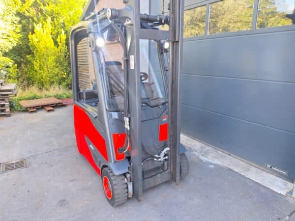 Nette Linde Heftruck E16 triplo,freelift, shidesift met slechts 6833 uur! - Afbeelding 4