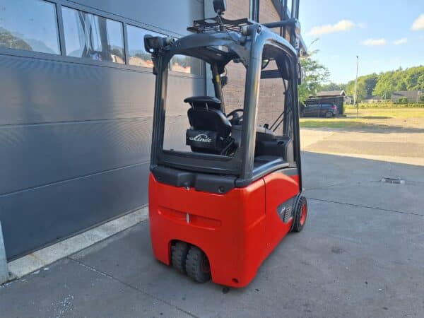 Nette Linde Heftruck E16 triplo,freelift, shidesift met slechts 6833 uur! - Afbeelding 6