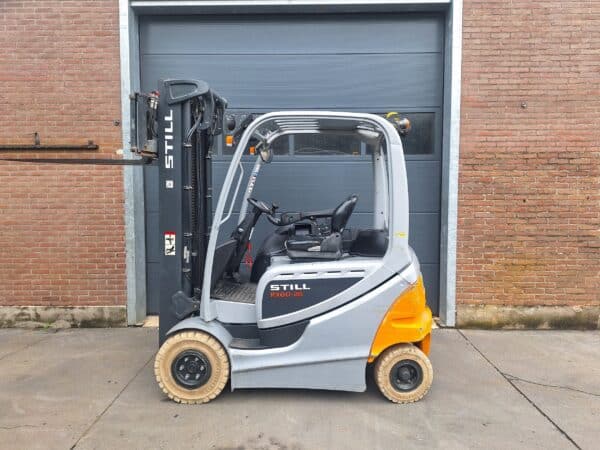 Still RX 60-26 Heftruck triplo, freelift, sideshift 4e functie bj 2019