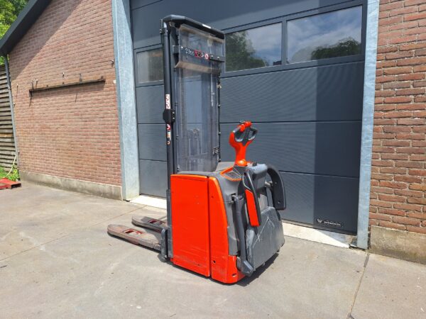 Linde Dobbelstock Stapelaar 540 cm bj 2020 met 385 uur! - Afbeelding 3