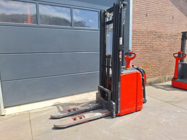 Linde Dobbelstock Stapelaar 540 cm bj 2020 met 385 uur!