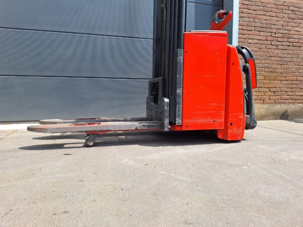 Linde Dobbelstock Stapelaar 540 cm bj 2020 met 385 uur! - Afbeelding 5
