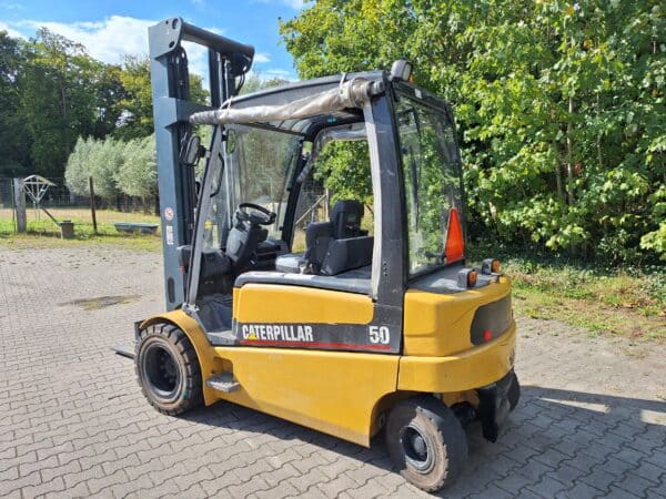 Caterpillar Heftruck Sterke 5 tons truck met freelift - Afbeelding 3