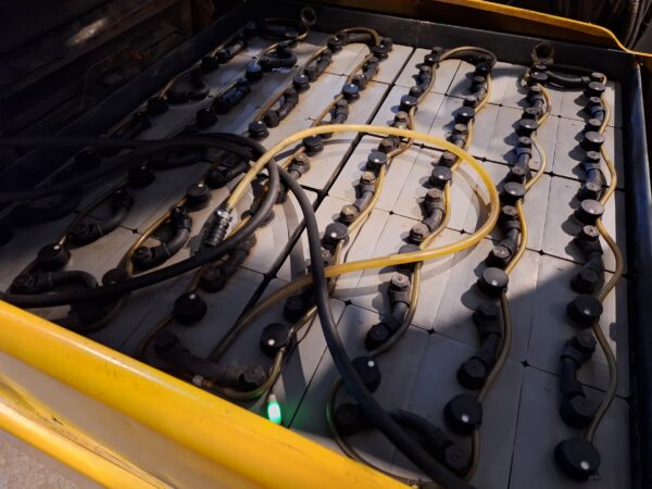 Caterpillar Heftruck Sterke 5 tons truck met freelift - Afbeelding 8