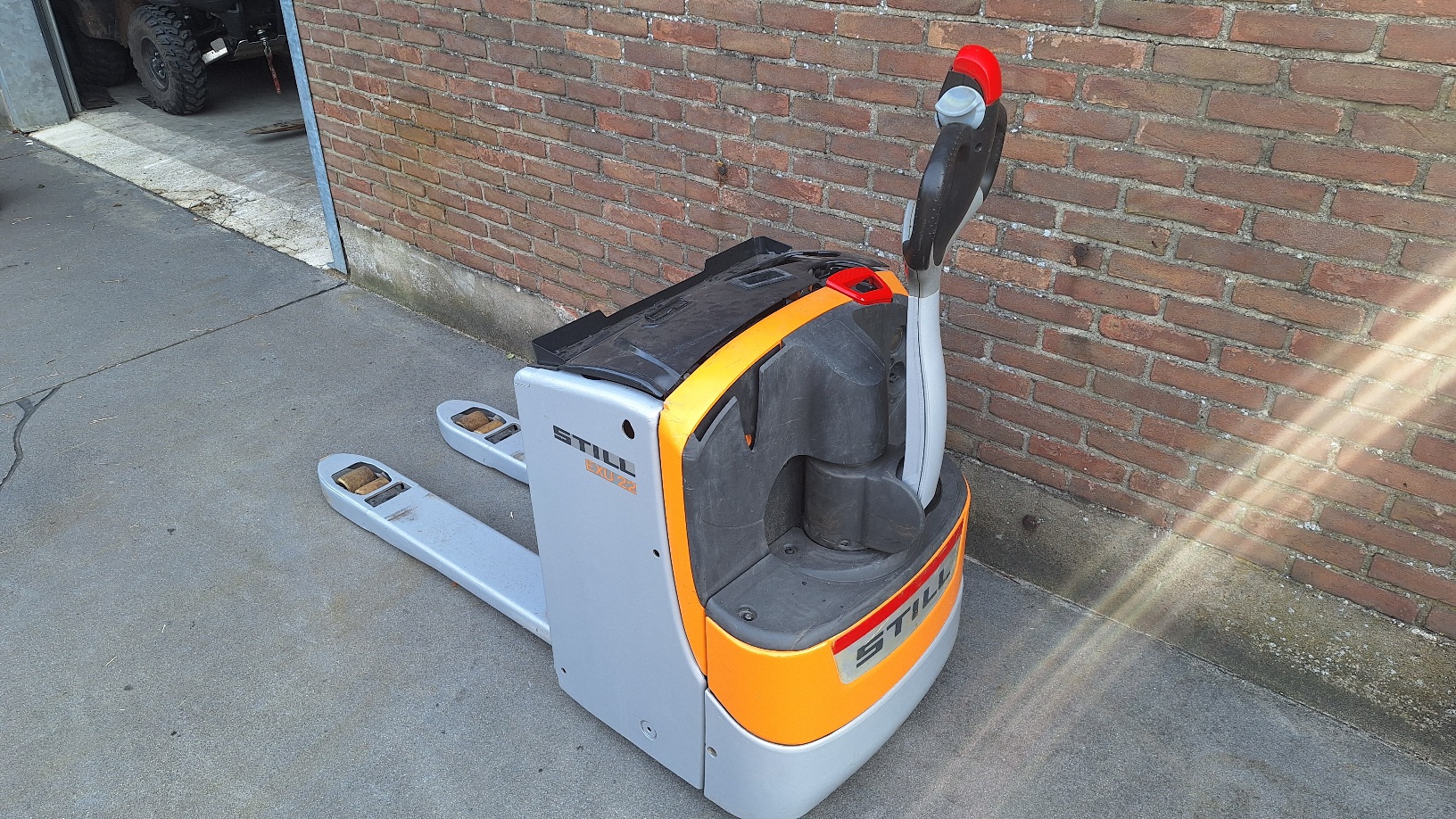 Still palletwagen 2200 kg met 510 uurtjes! - Afbeelding 2