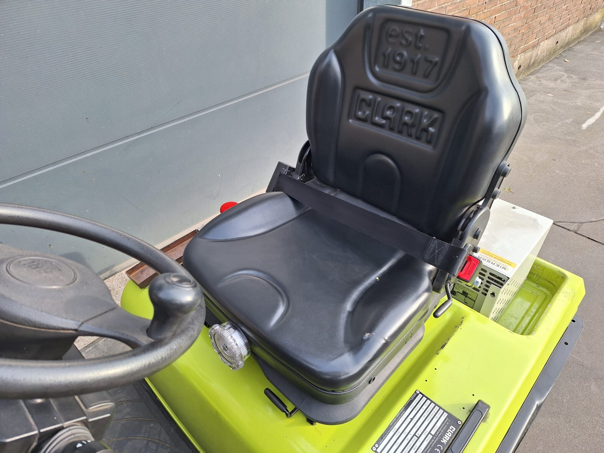 Clark Electro trekker 7 ton accu 10-2023 met slechts 1690 uur! - Afbeelding 5