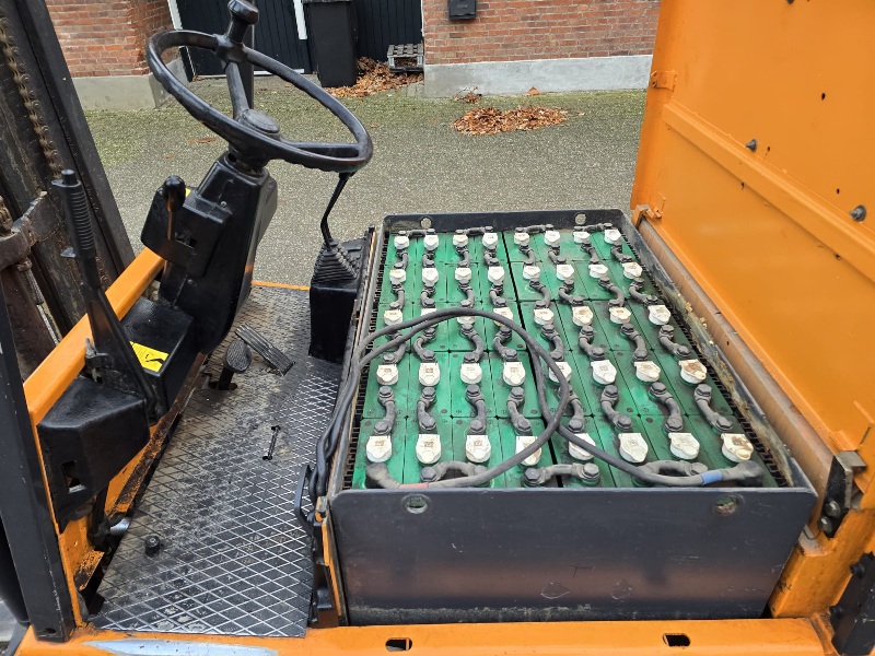 Still Heftruck 2500 kilo triplo freelift - Afbeelding 7