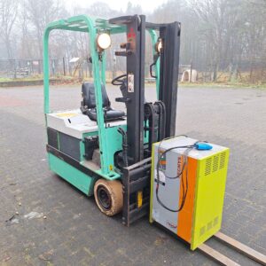 Mitsubishi Heftruck compacte truck met freelift, sideshift