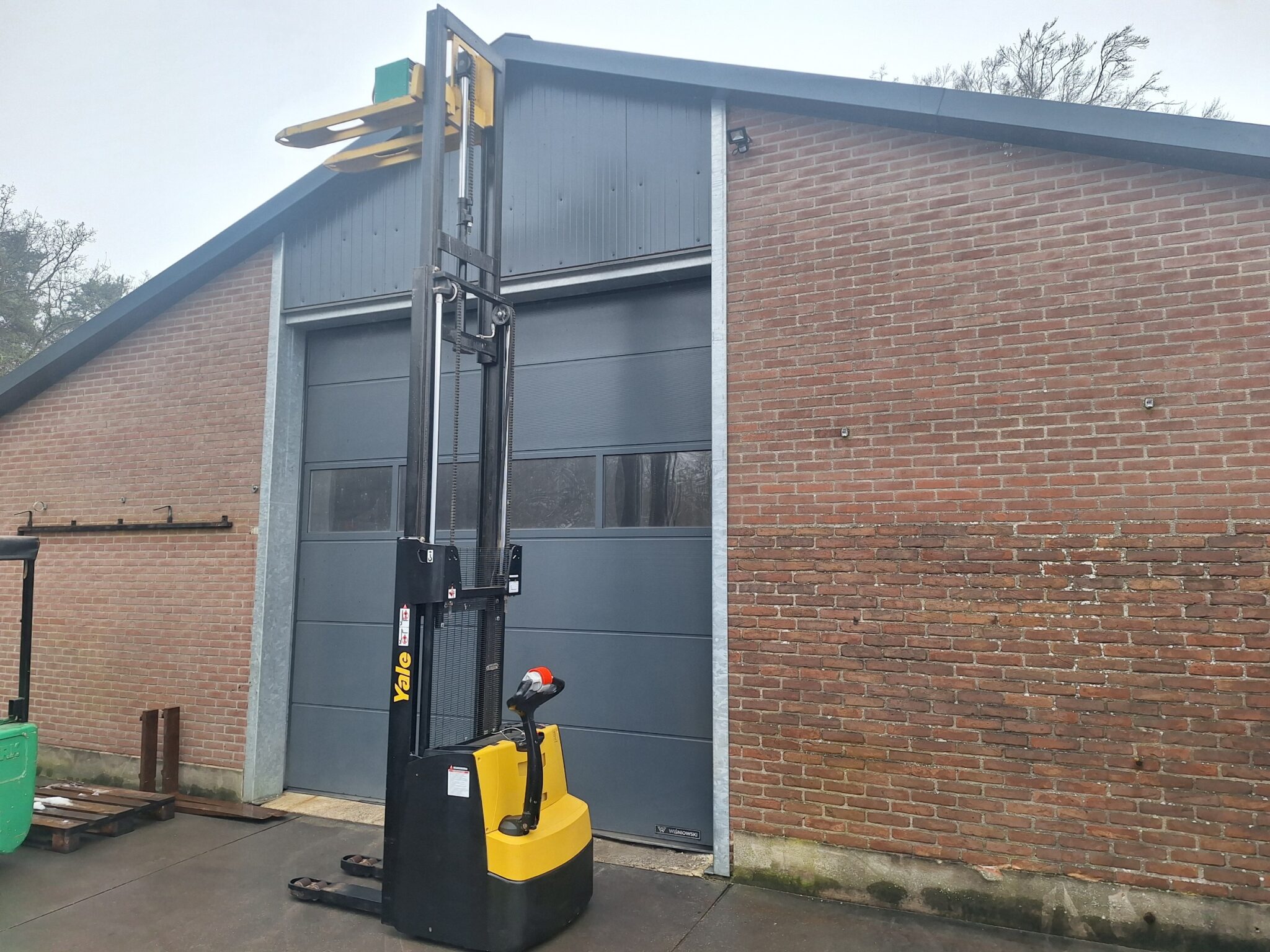 Yale Stapelaar 443 cm BJ 2022 - Afbeelding 7