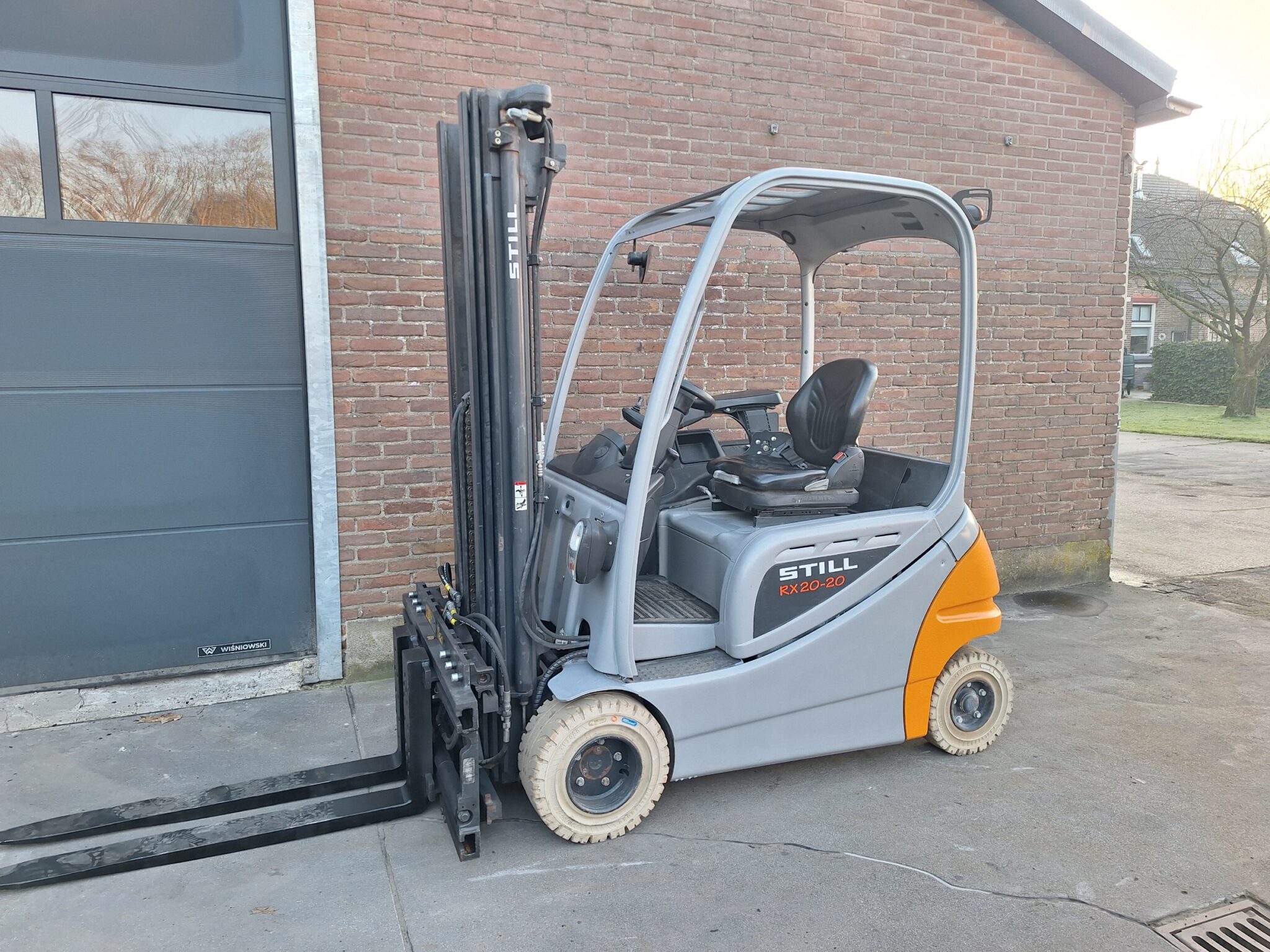 Still Heftruck RX 20-20 triplo met 3360 uur
