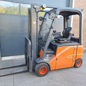 Linde Heftruck E18 accu 2021 triplo, freelift, sideshift