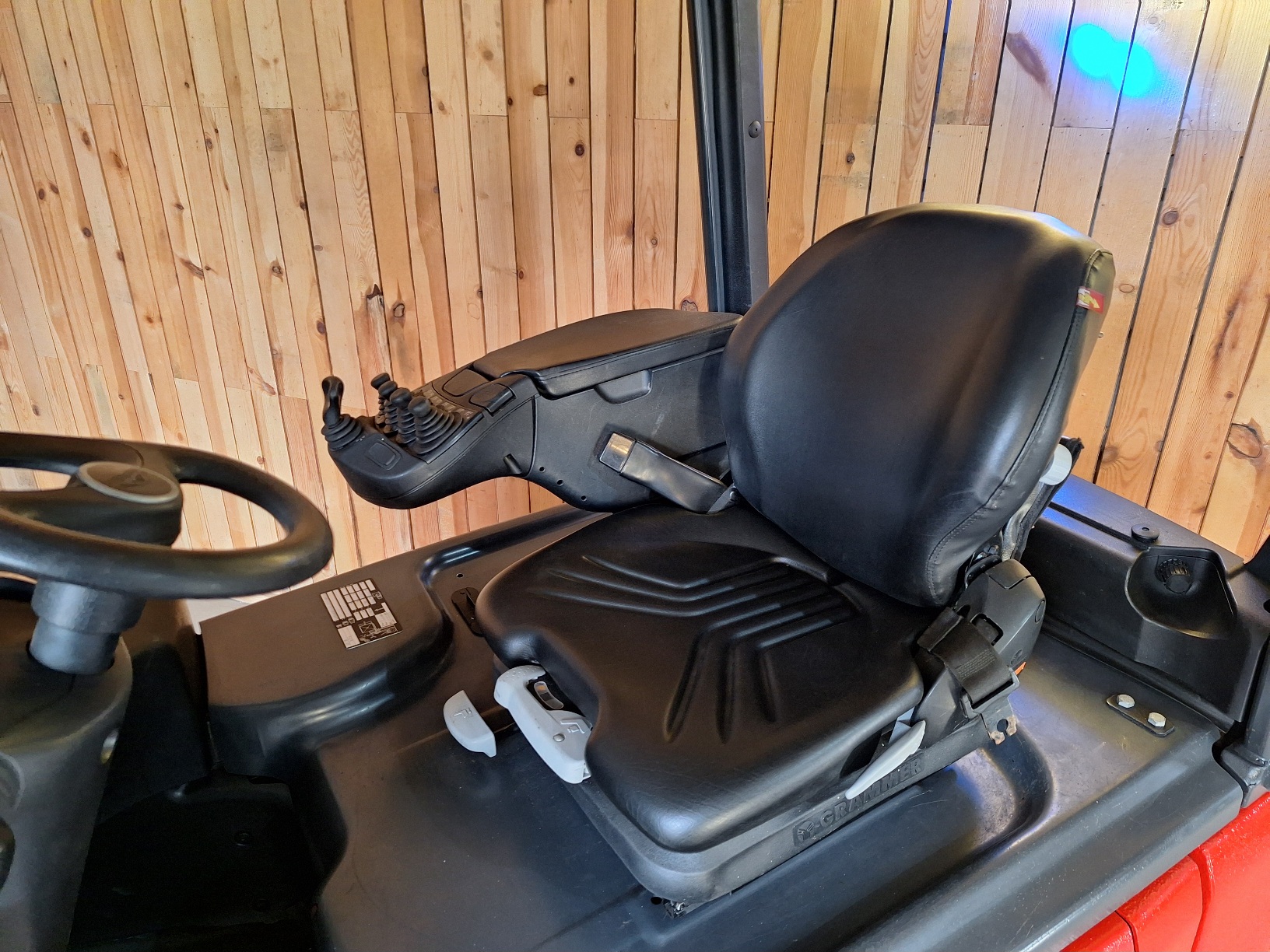 Linde E18 met 4000 uurtjes triplo, sideshift vorkenversteller BJ 2018 - Afbeelding 11