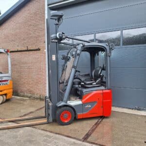 Linde E12 Heftruck met 750 uurtjes uit 2020