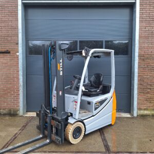 Still RX 20-16 met slechts 4800 uurtjes met doorkijkmast en sideshift