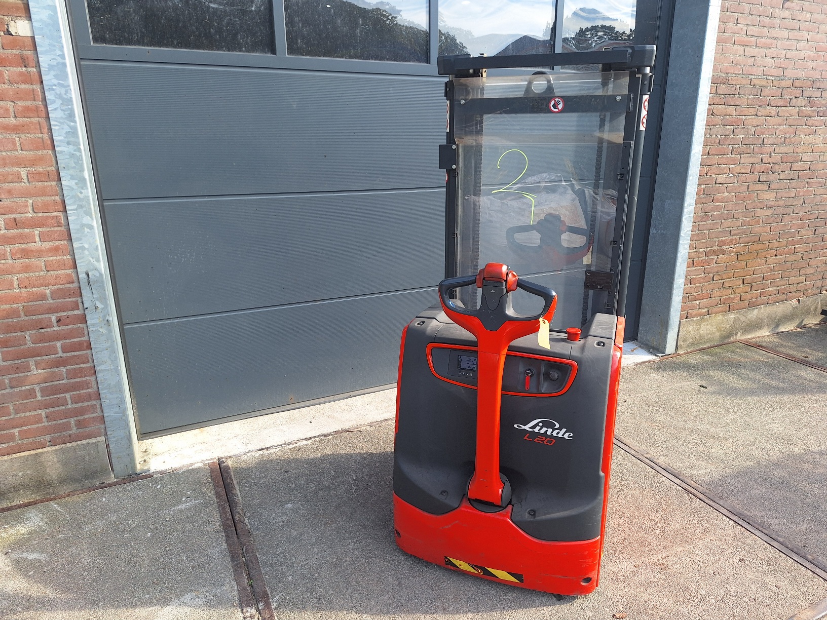 Linde 2 tons Stapelaar met 108 uur! - Afbeelding 4