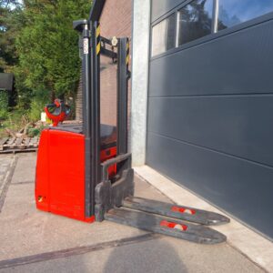 Linde 2 tons Stapelaar met 108 uur!