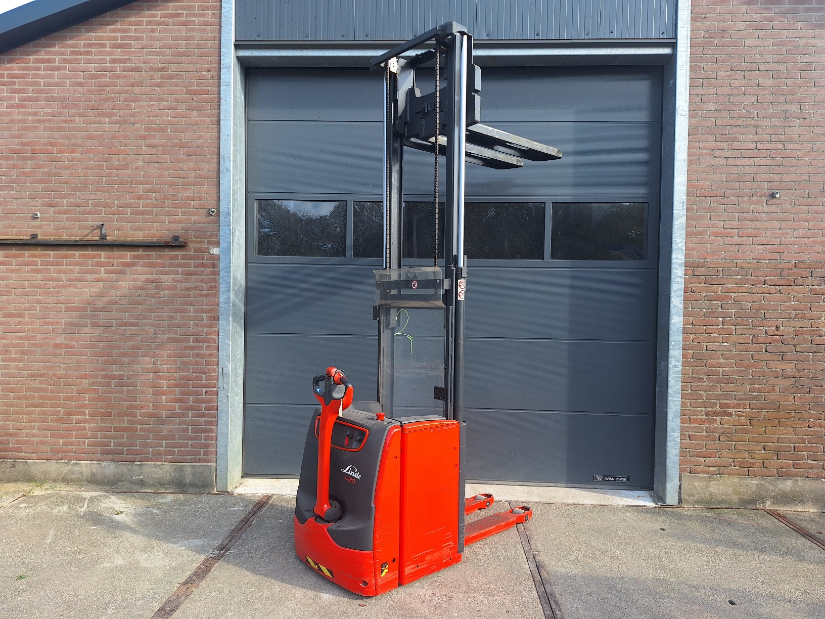 Linde 2 tons Stapelaar met 108 uur! - Afbeelding 2