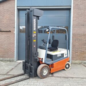 Nissan Heftruck 790 cm 2.5 ton met slechts 3560 uur